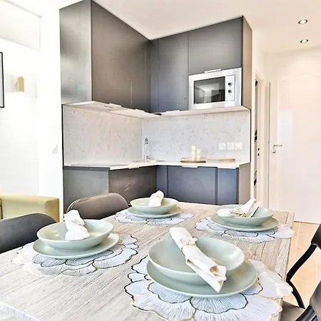 Parisian Getaway Near Gare De L'est - Ii