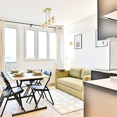 Apartamento Parisian Getaway Near Gare De L'est - Ii