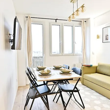 Parisian Getaway Near Gare De L'est - Ii * パリ